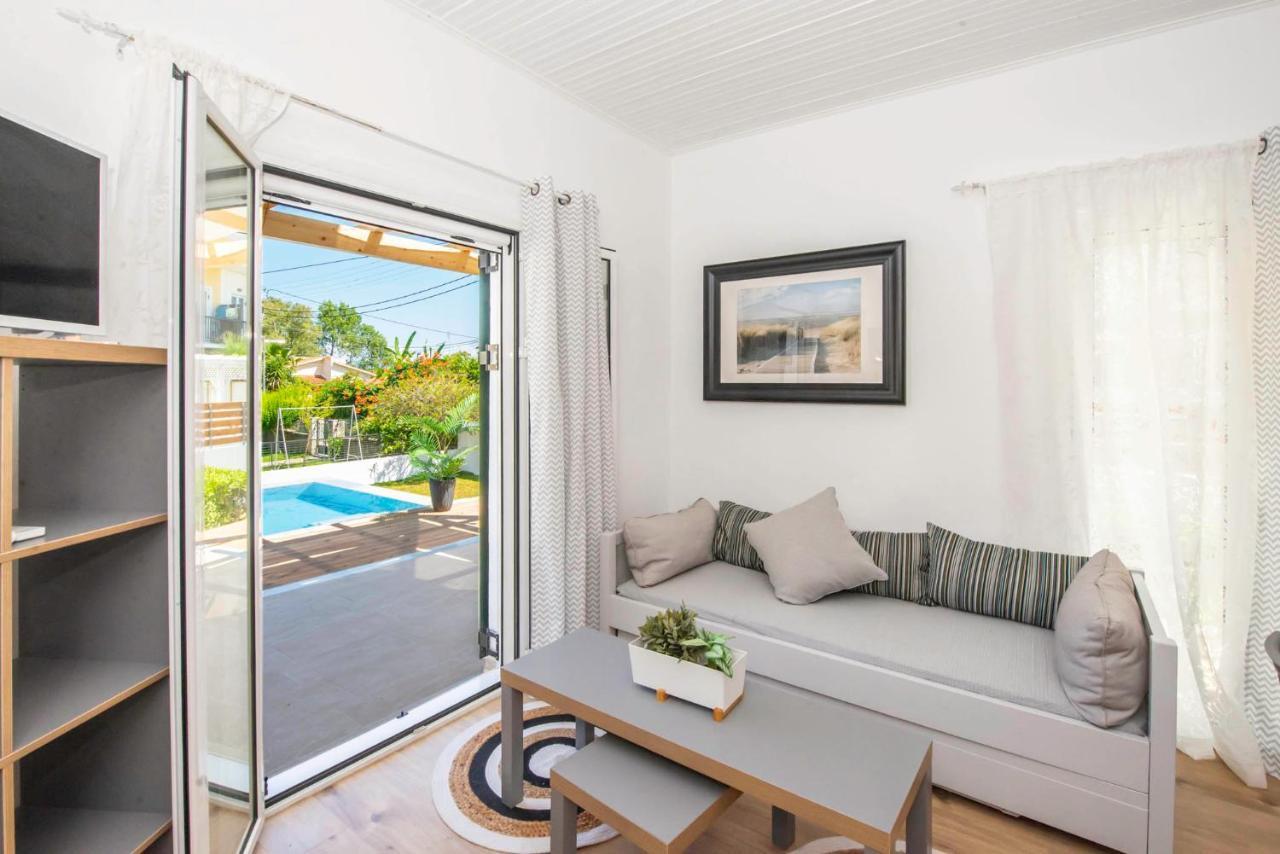 Acharavi Beach Villa Eksteriør billede