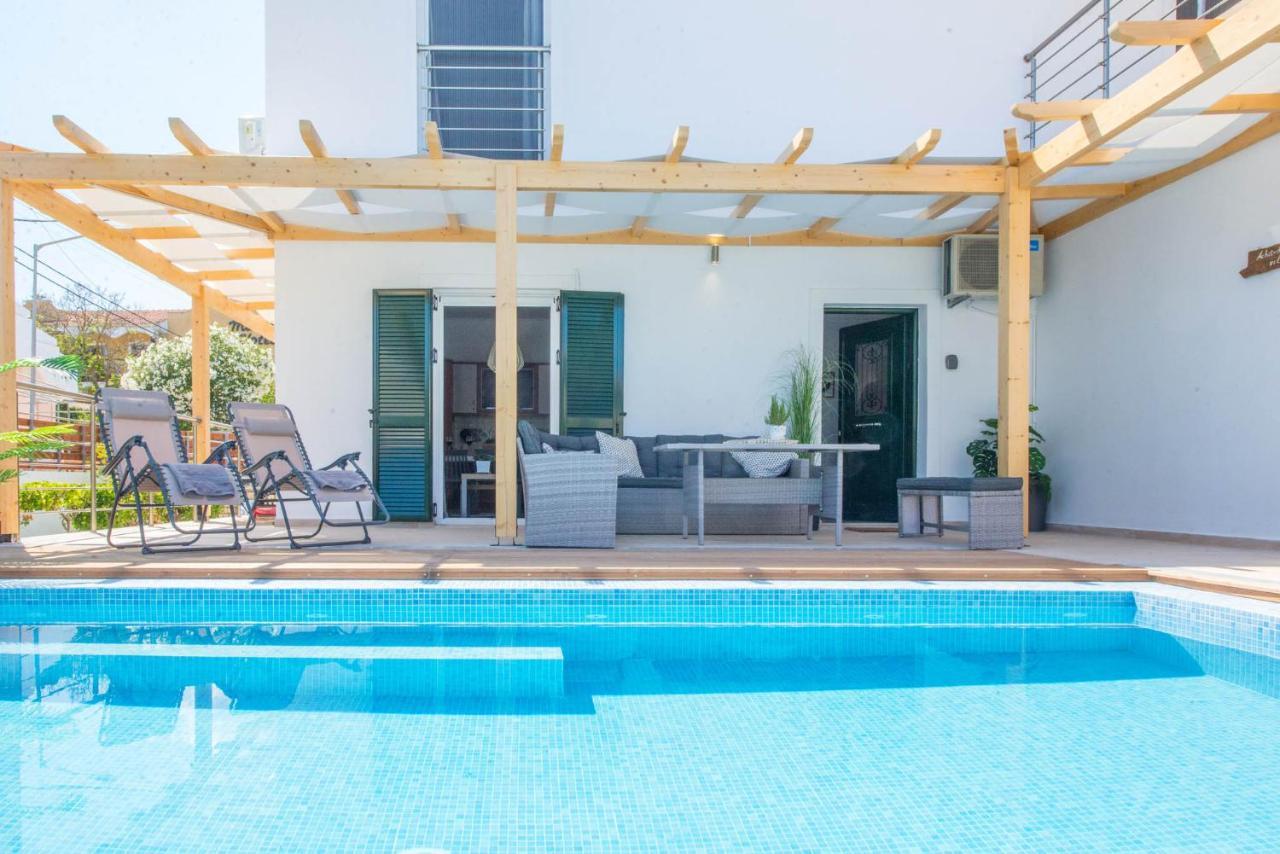 Acharavi Beach Villa Eksteriør billede