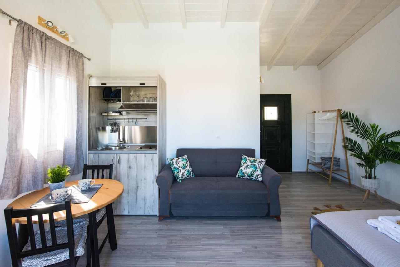 Acharavi Beach Villa Eksteriør billede