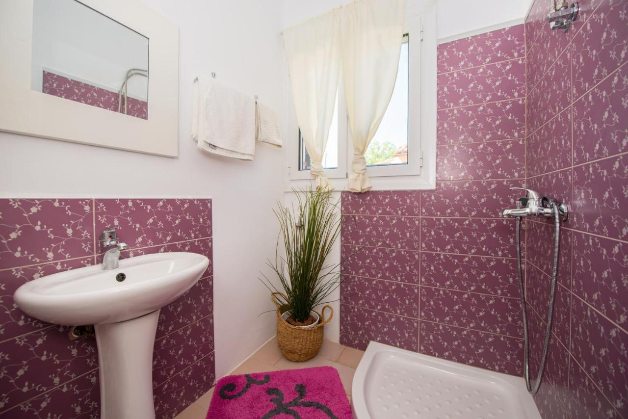 Acharavi Beach Villa Eksteriør billede
